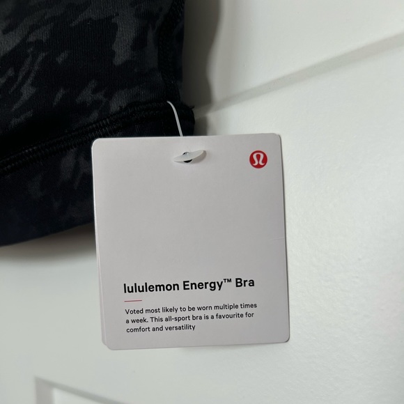 Size 4 lululemon energy bra - Picture 4 of 7